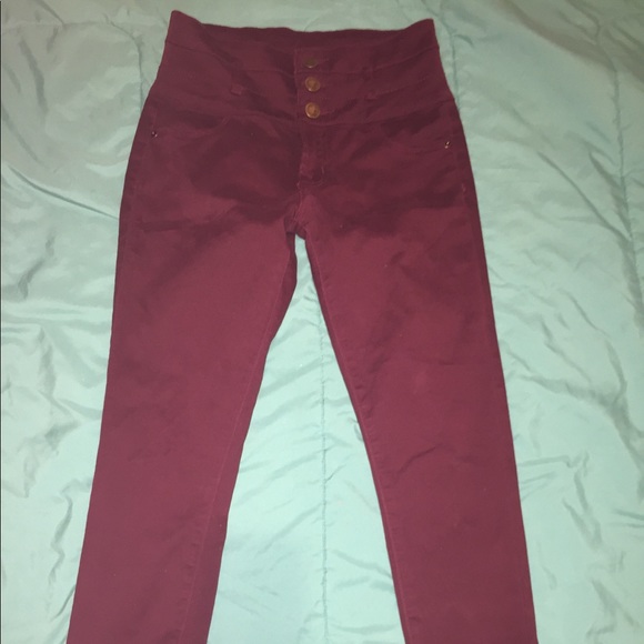 High wasted burgandy jeans - Picture 1 of 2